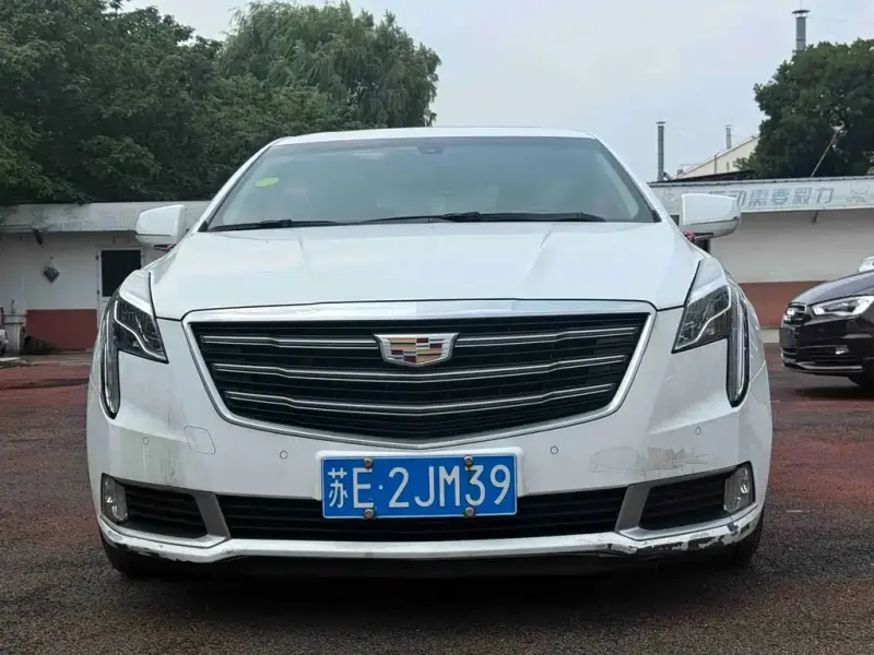 Cadillac XTS