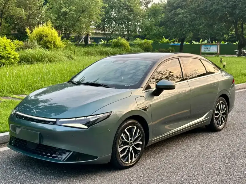 XPeng P5