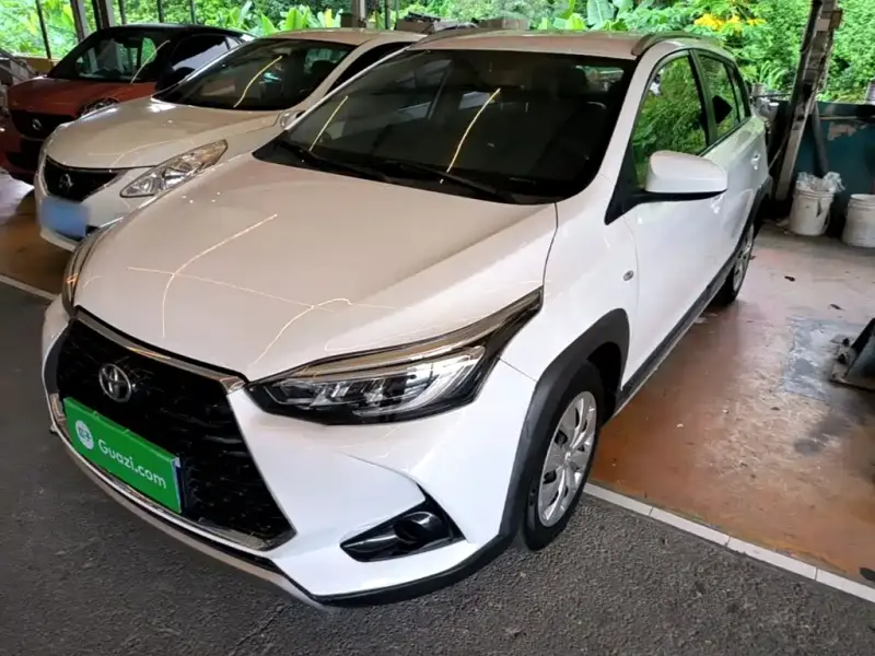 Toyota Yaris L