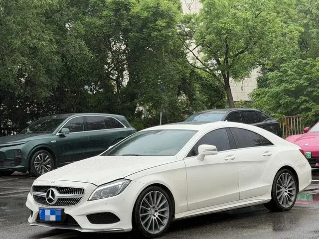 Mercedes-Benz CLS