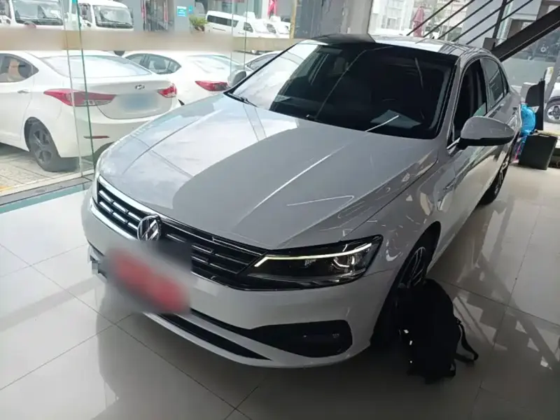 Volkswagen Lamando