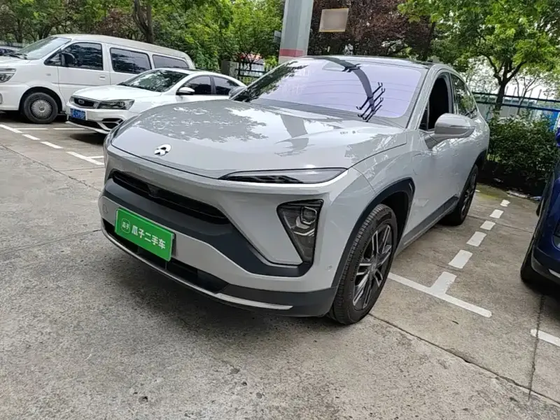 NIO ES6