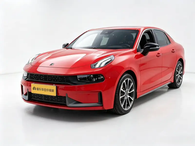 Lynk & Co 03