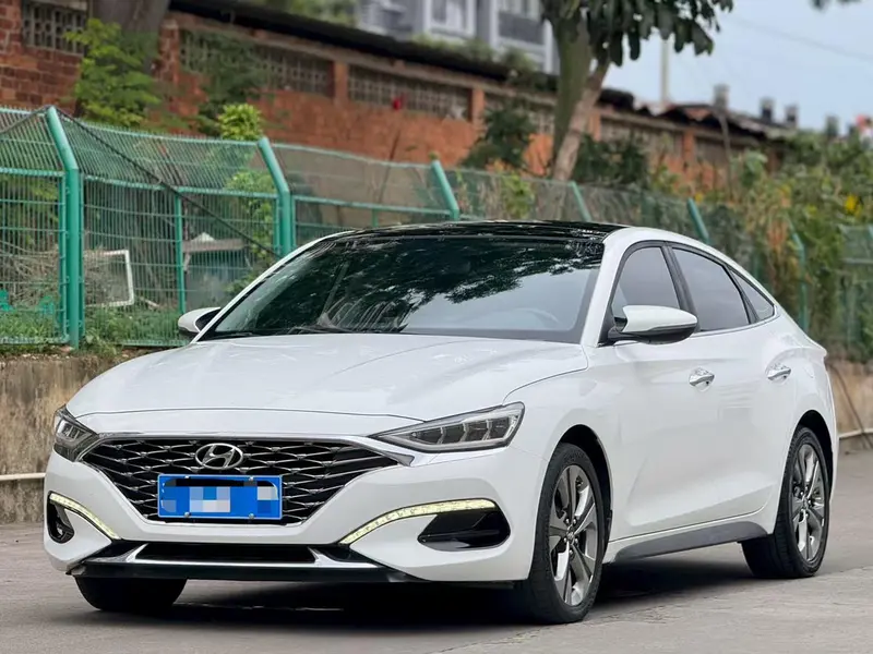 Hyundai Lafesta