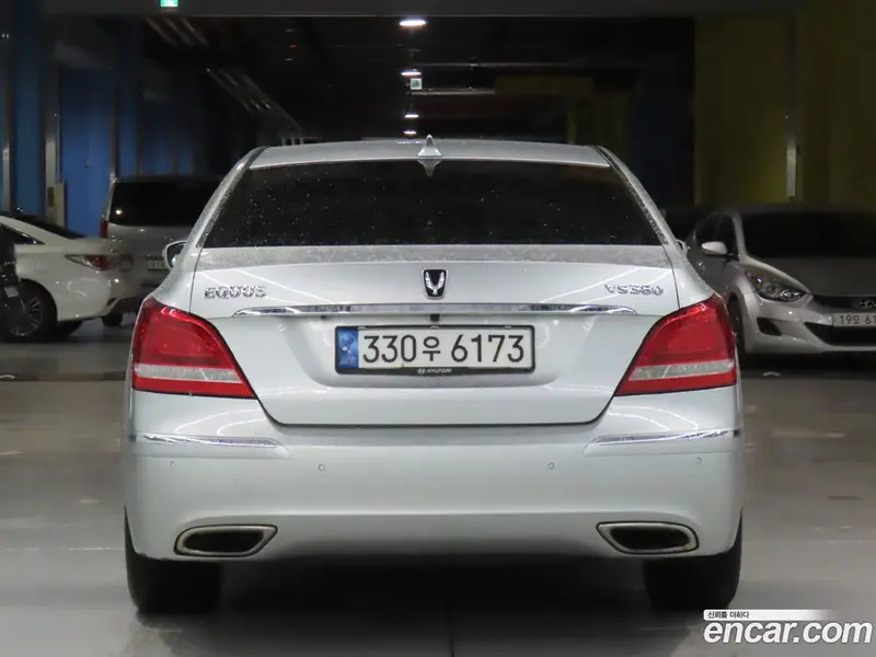 Hyundai Equus