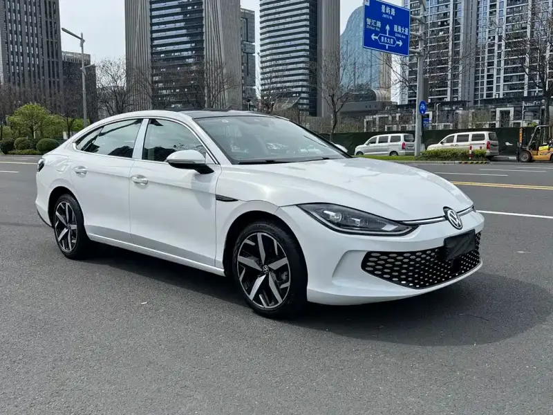 Volkswagen Lamando