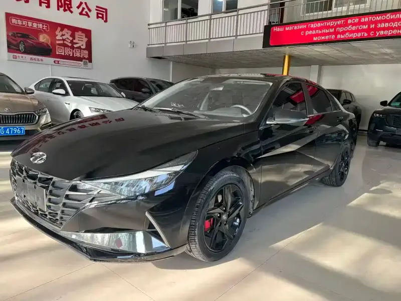 Hyundai Elantra