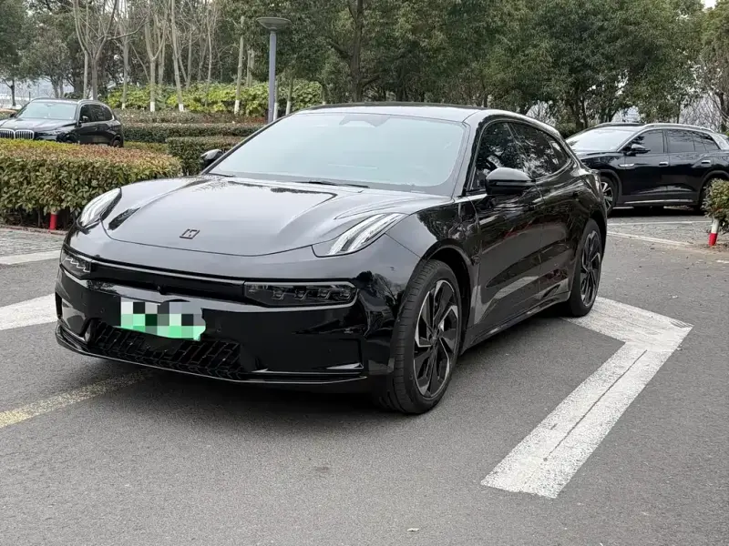 Zeekr 001