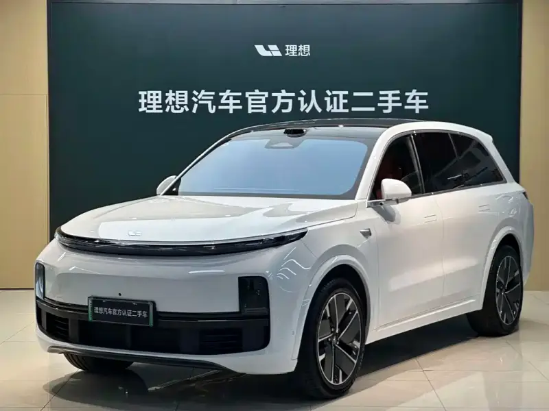 Li Auto L8