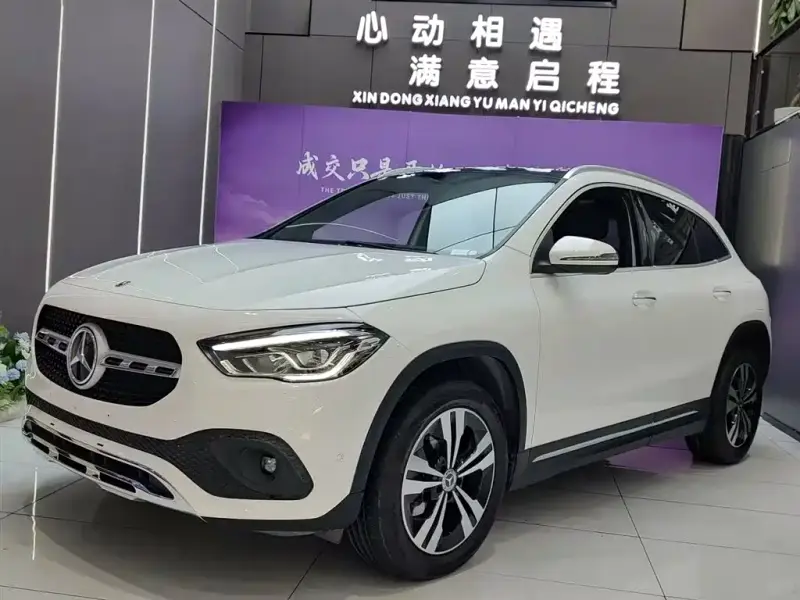 Mercedes-Benz GLA