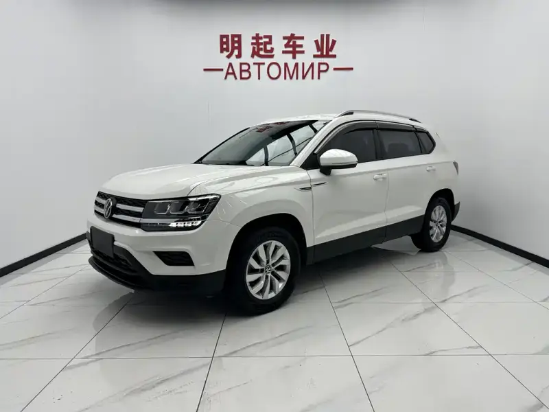 Volkswagen Tharu