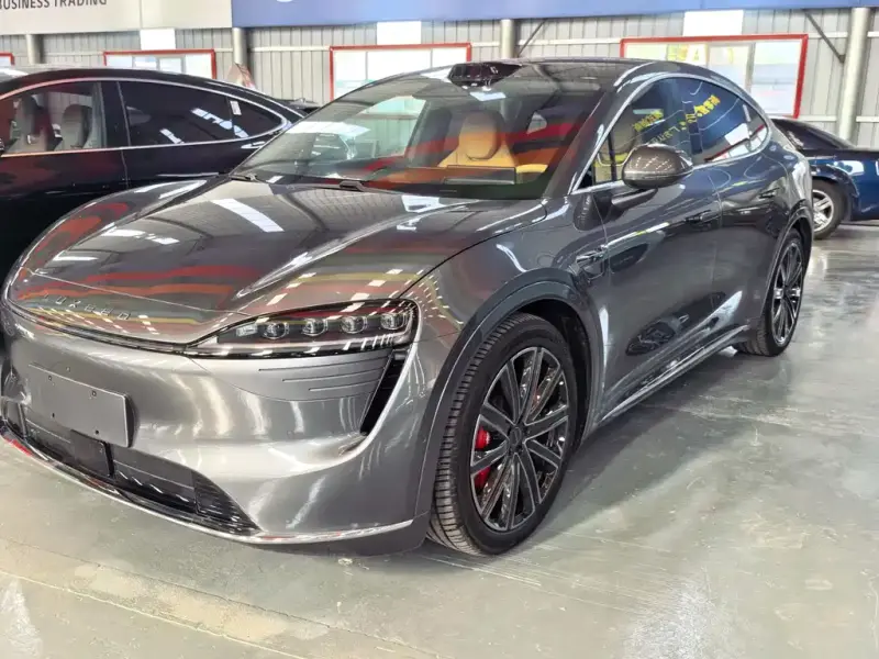 Luxeed Zhijie R7