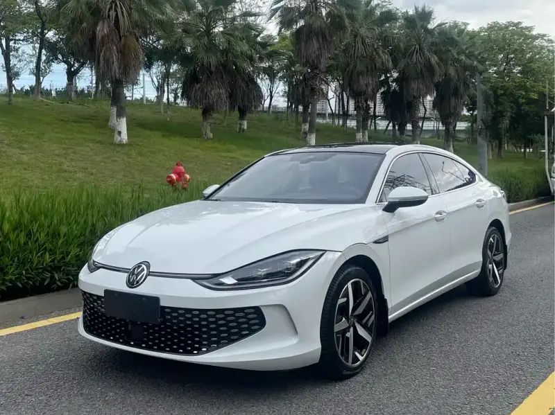 Volkswagen Lamando