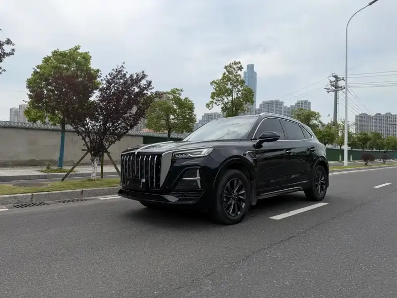 Hongqi HS5