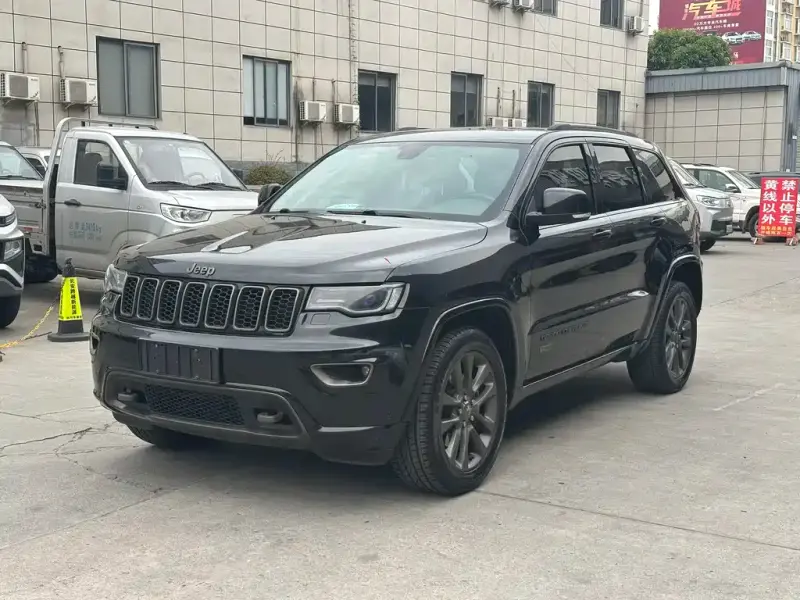 Jeep Grand Cherokee (Import)