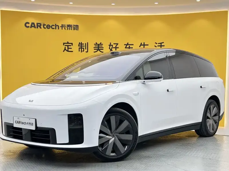 Li Auto i8