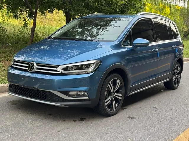 Volkswagen Touran L