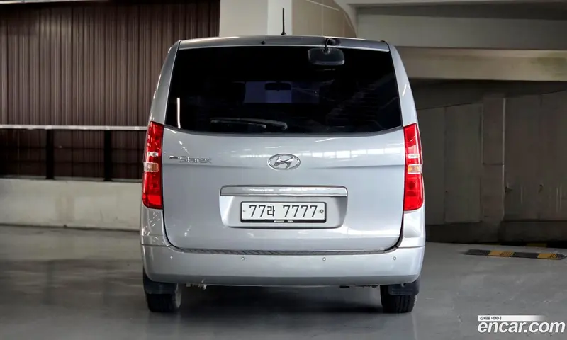 Hyundai H-1 (Starex)
