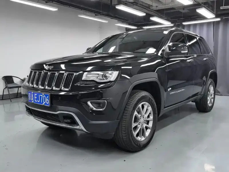 Jeep Grand Cherokee (Import)