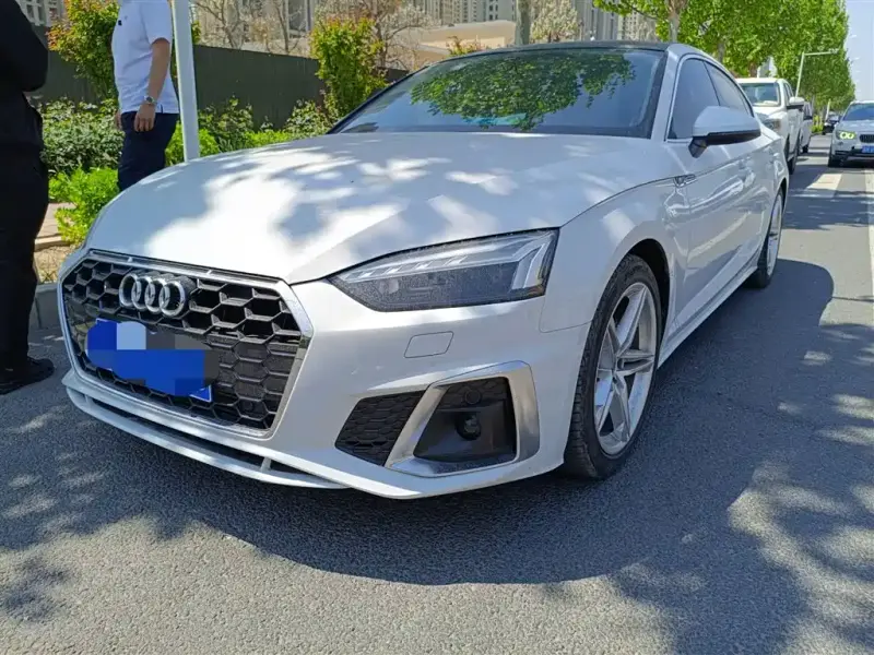 Audi A5 (Import)