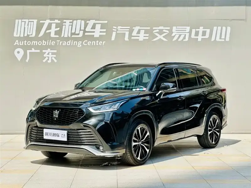 Toyota Crown Kluger
