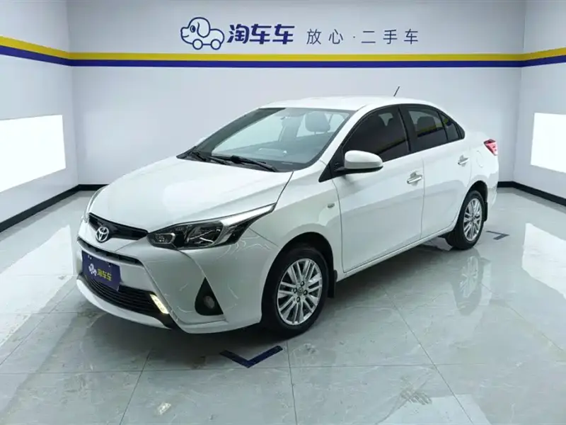 Toyota Yaris L
