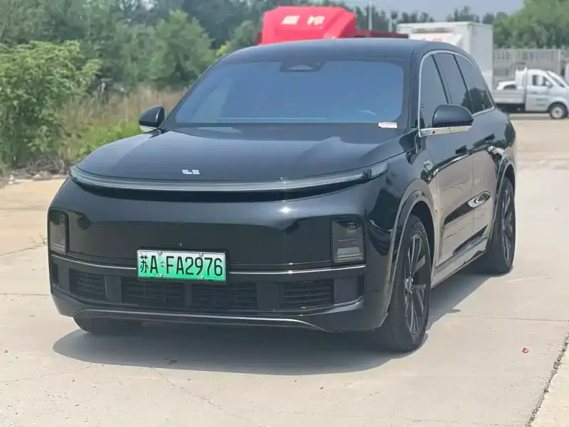 Li Auto L8