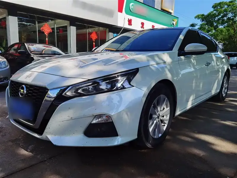 Nissan Teana