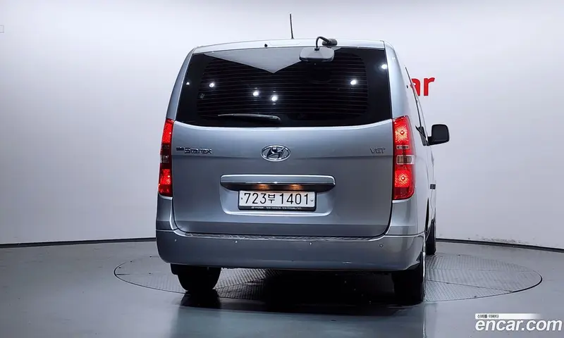Hyundai H-1