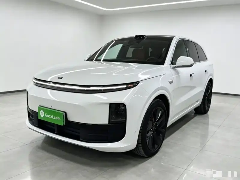 Li Auto L6