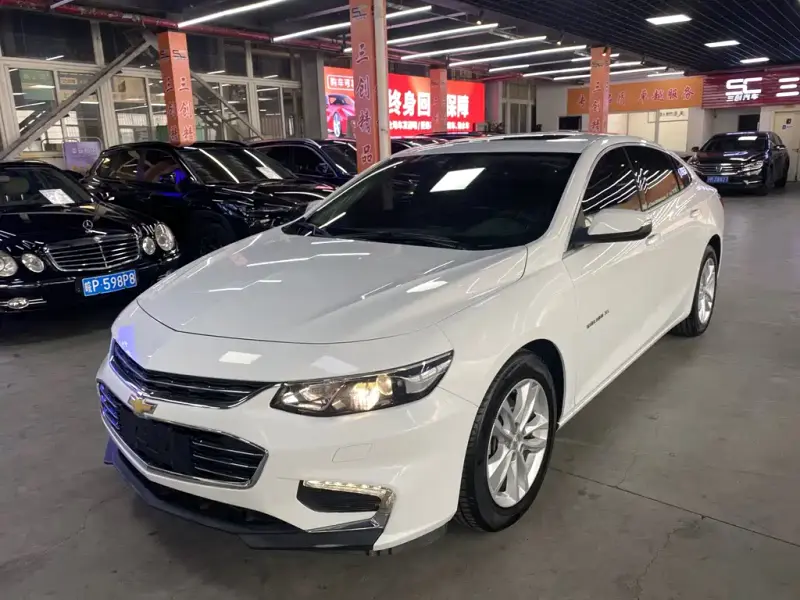 Chevrolet Malibu XL
