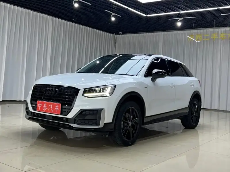 Audi Q2L