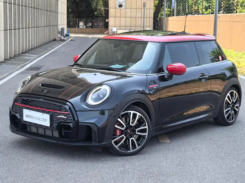 MINI JCW