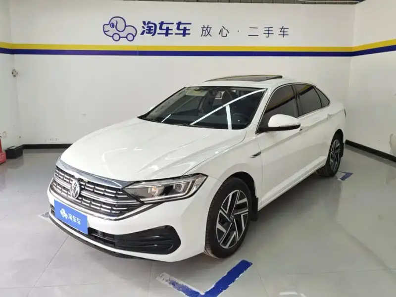 Volkswagen Sagitar