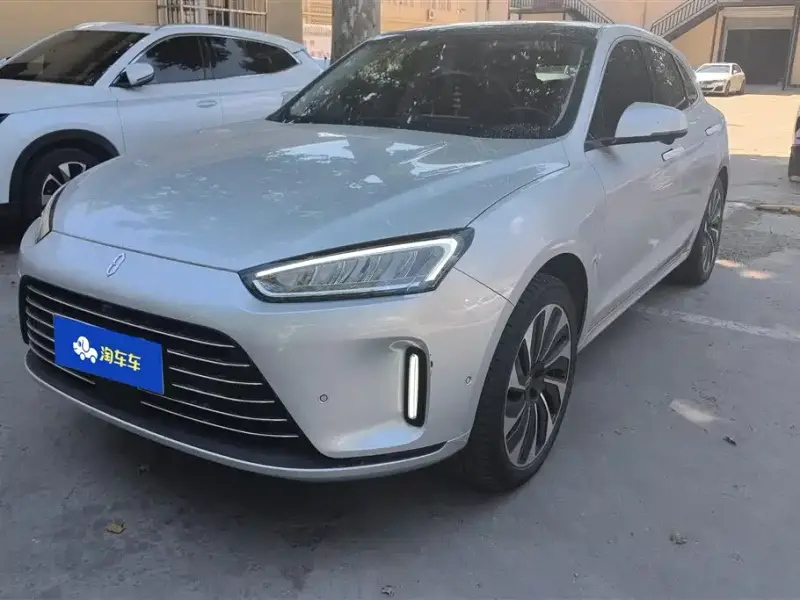 AITO M5