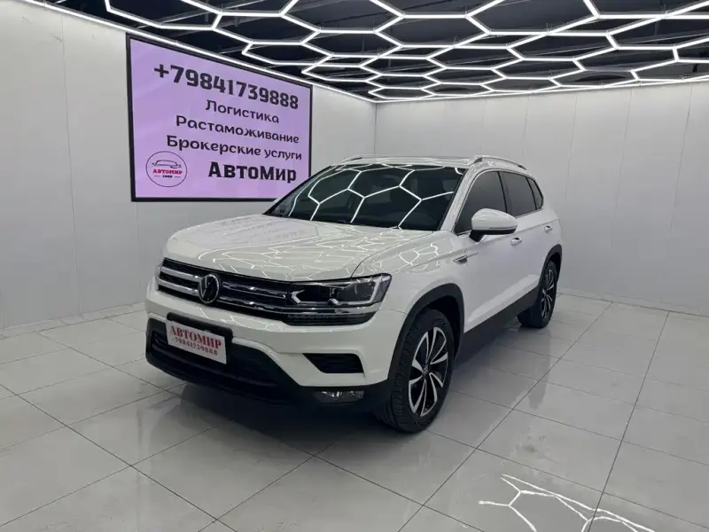 Volkswagen Tharu