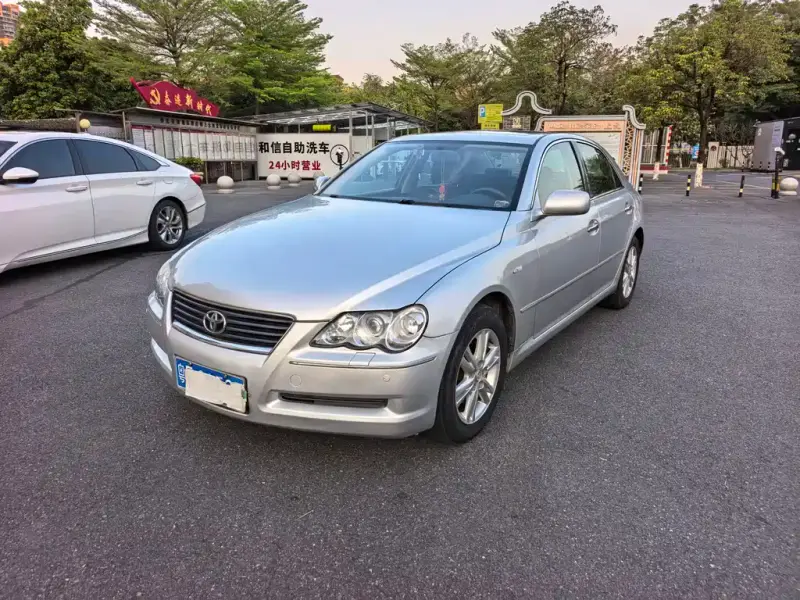 Toyota Reiz