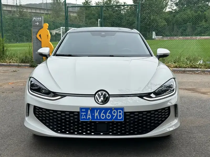 Volkswagen Lamando