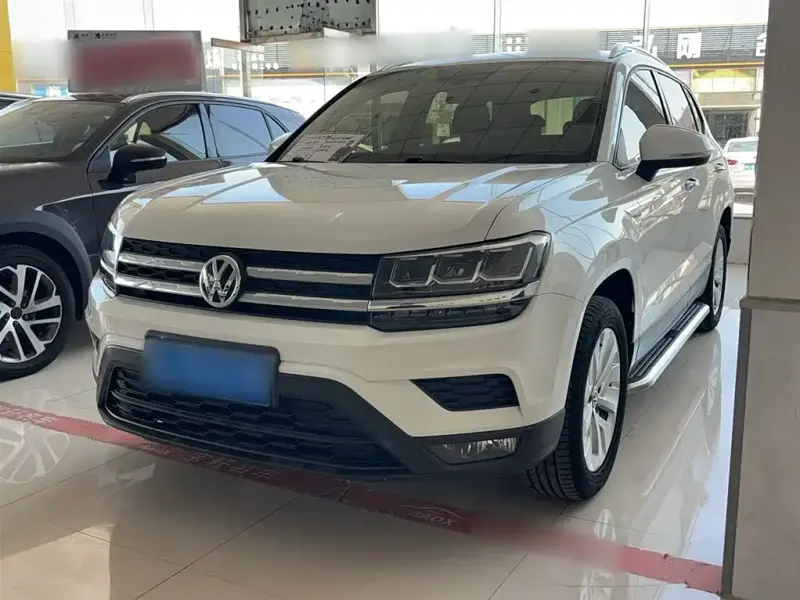 Volkswagen Tharu