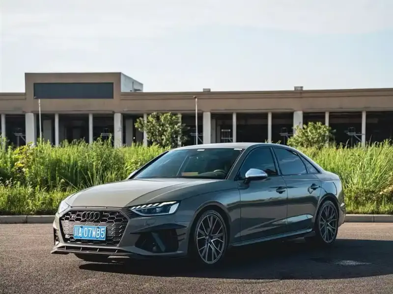 Audi S4