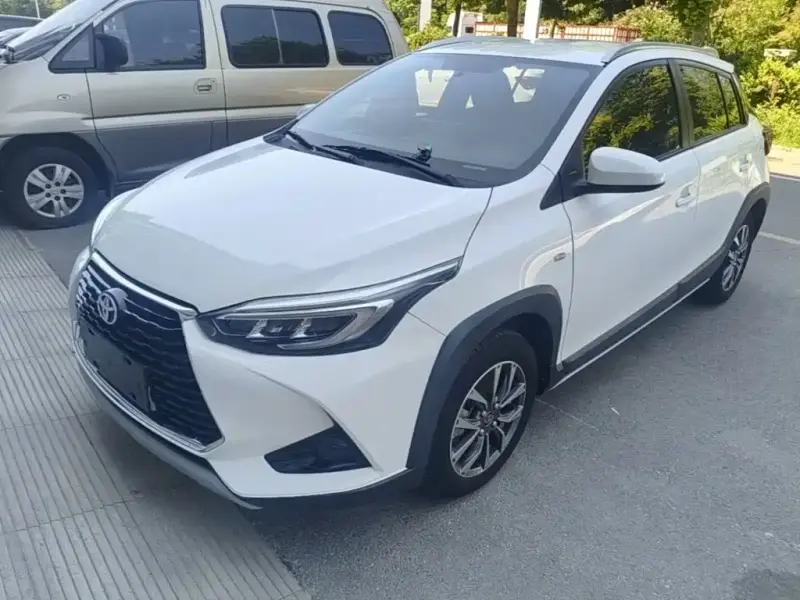 Toyota Yaris L