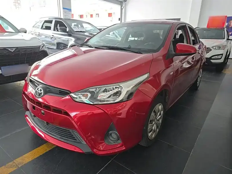 Toyota Yaris L