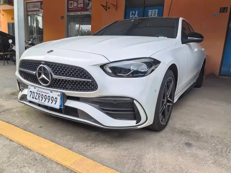 Mercedes-Benz C-Class