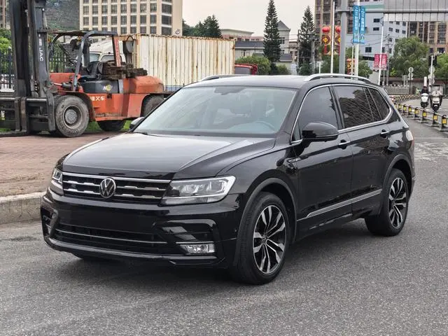 Volkswagen Tiguan L