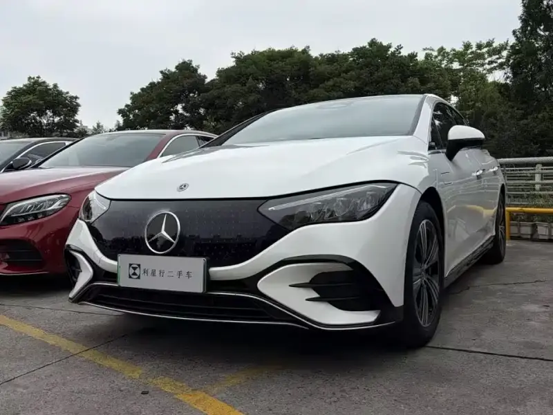 Mercedes-Benz EQE