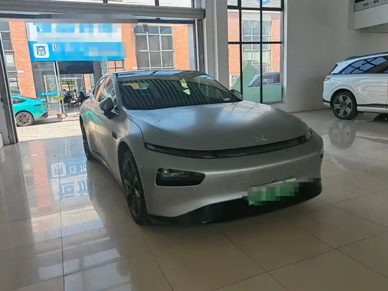 XPeng P7