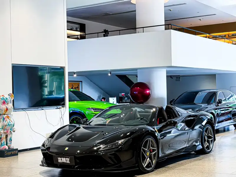 Ferrari F8
