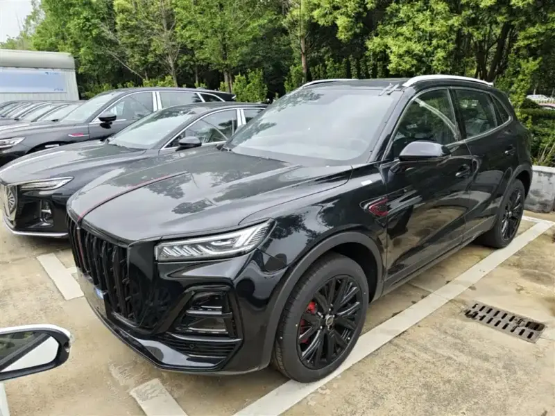 Hongqi HS5