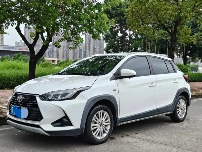 Toyota Yaris L