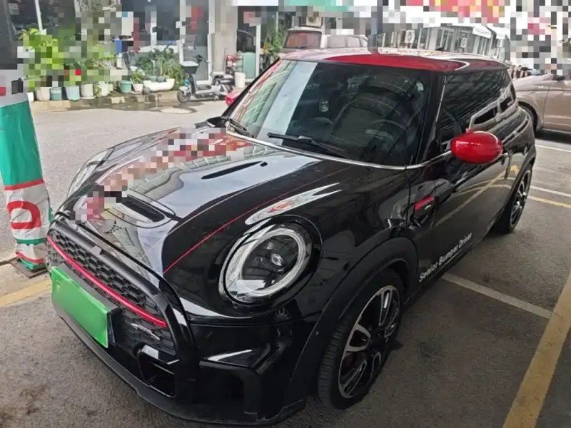 MINI JCW